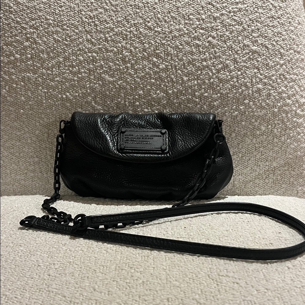 Marc Jacobs Elegant Black Crossbody Bag